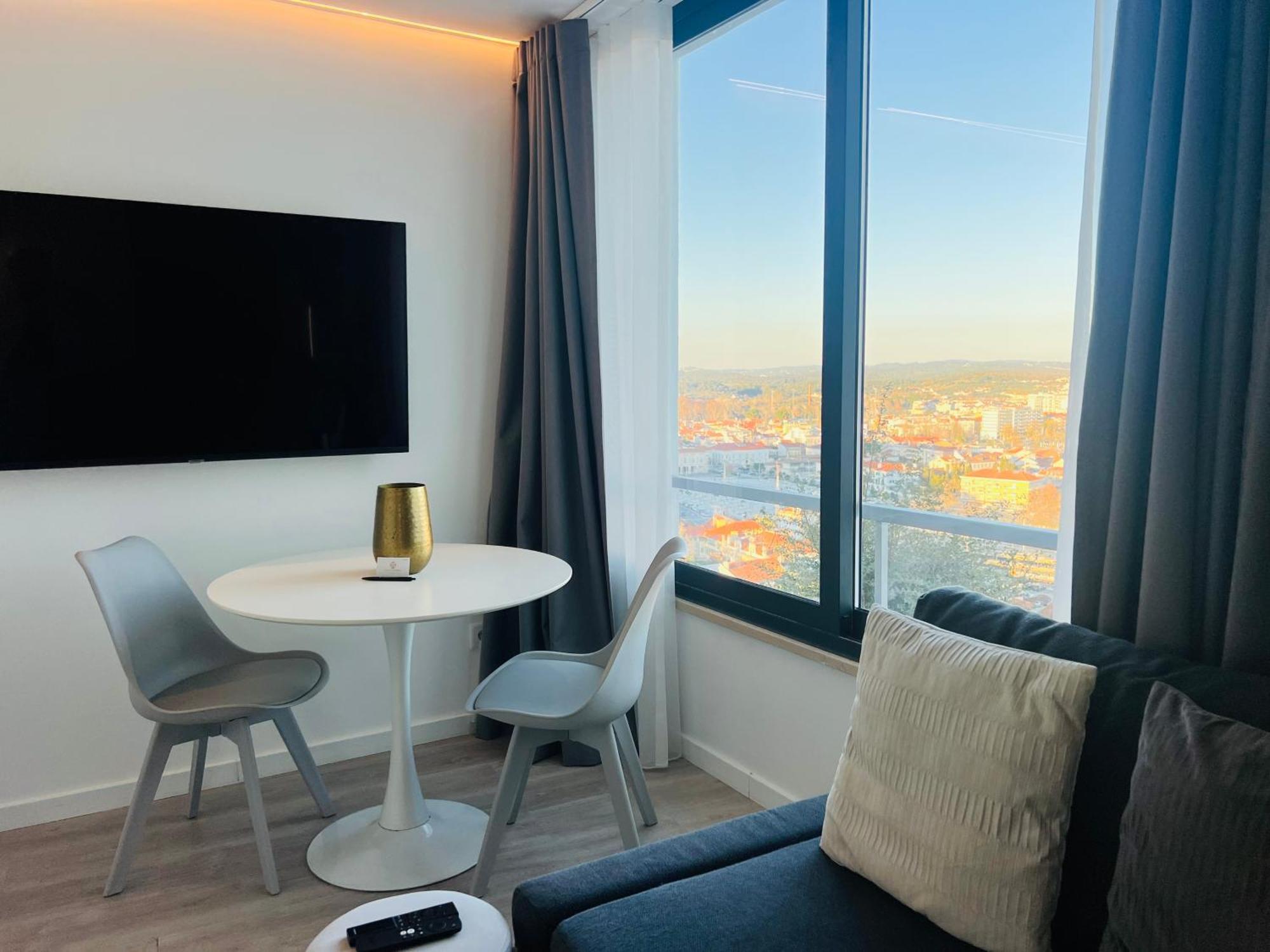 Vila Pombal Tomar Apartments - Pool & City Views Екстериор снимка