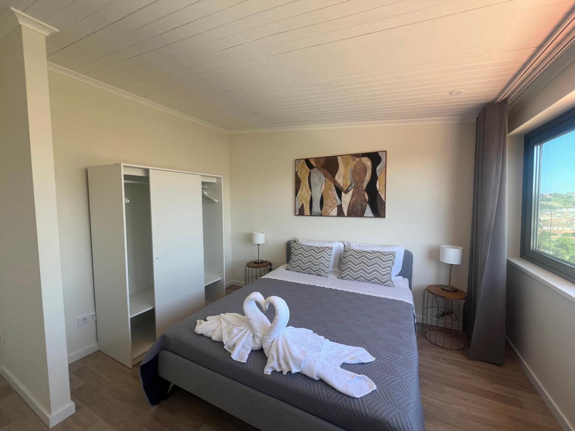 Vila Pombal Tomar Apartments - Pool & City Views Екстериор снимка